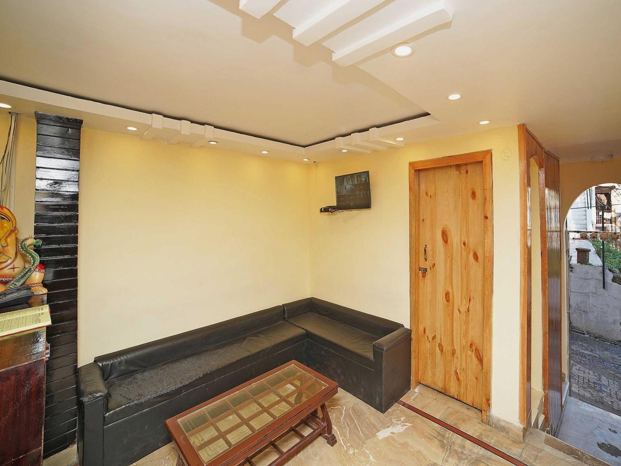 Oyo Flagship 8594 Golden Nest Otel Nainital Dış mekan fotoğraf