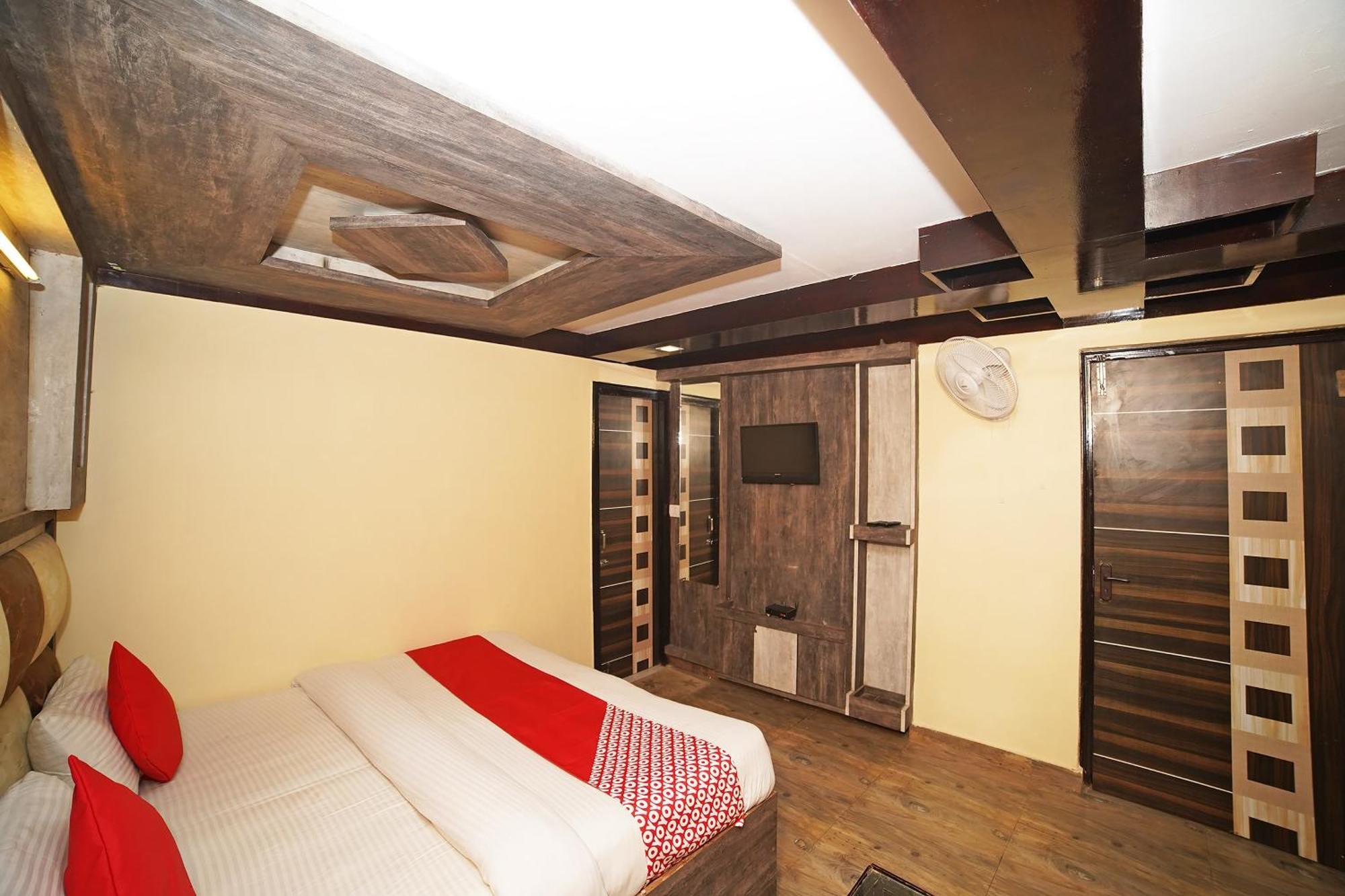 Oyo Flagship 8594 Golden Nest Otel Nainital Dış mekan fotoğraf